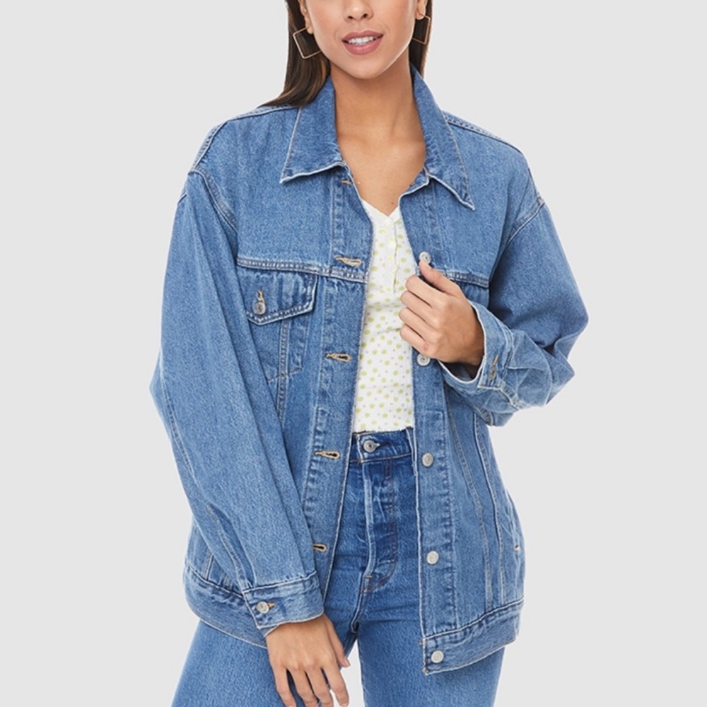 Levi’s Baggy Trucker Jacket
